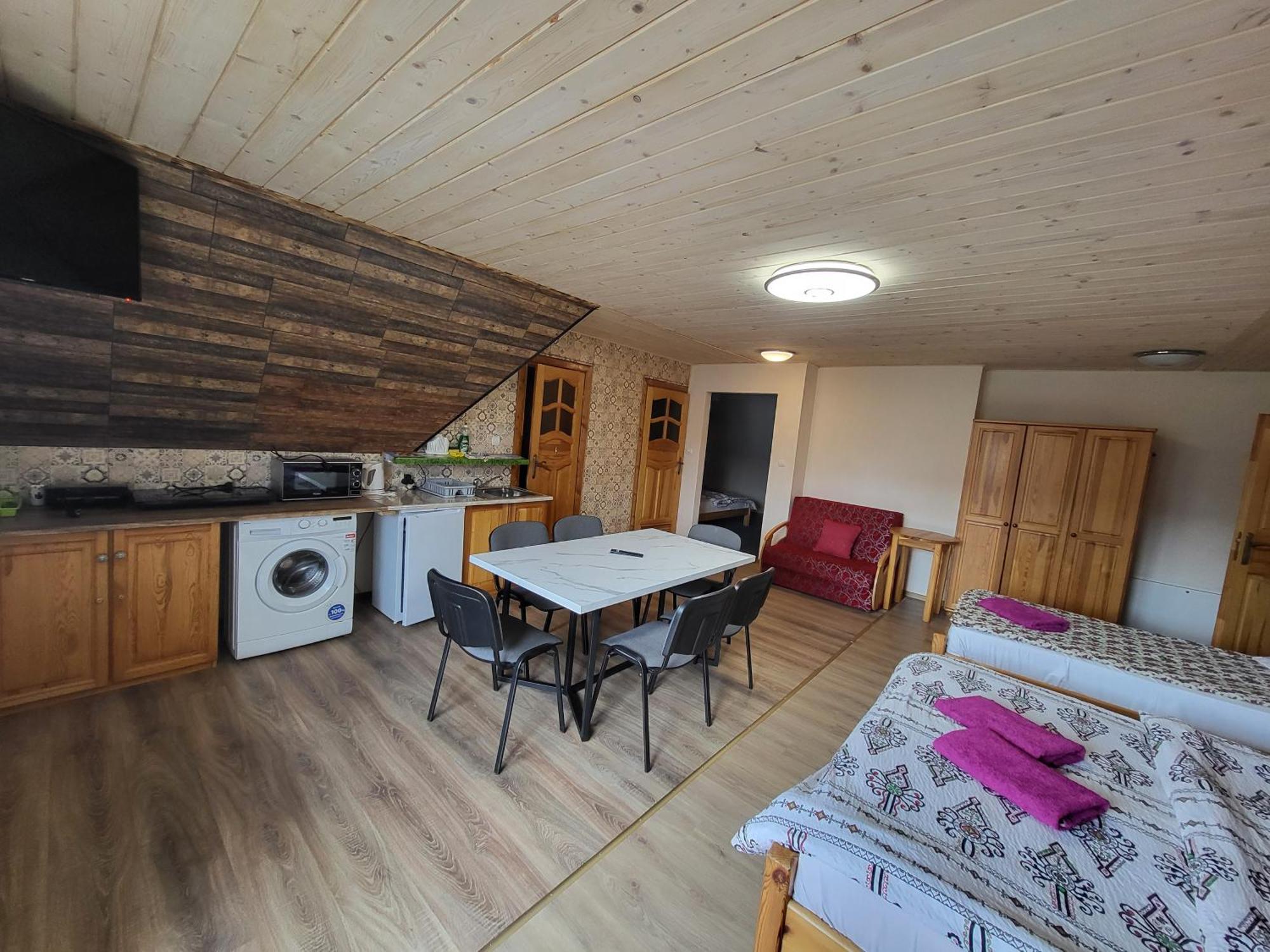 Apartamenty I Pokoje Goscinne Nowita Zakopane Room photo